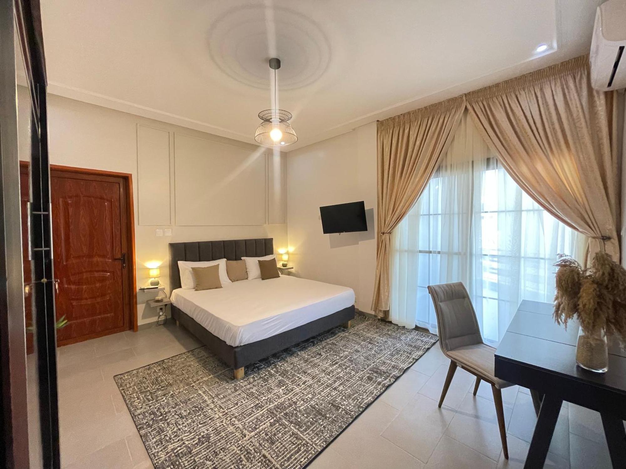 Lighthouse Signature Suites Dakar Exterior photo
