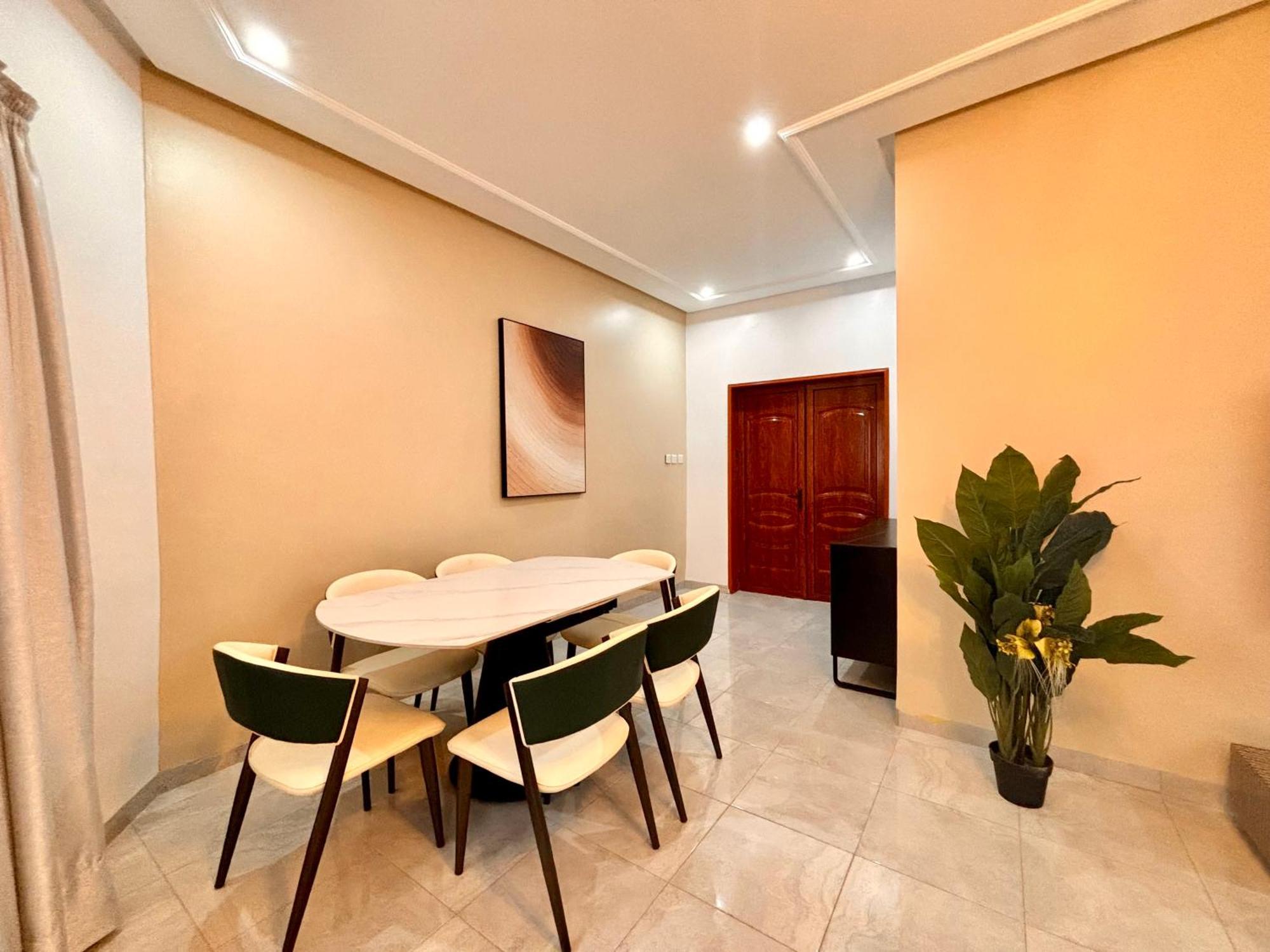 Lighthouse Signature Suites Dakar Exterior photo
