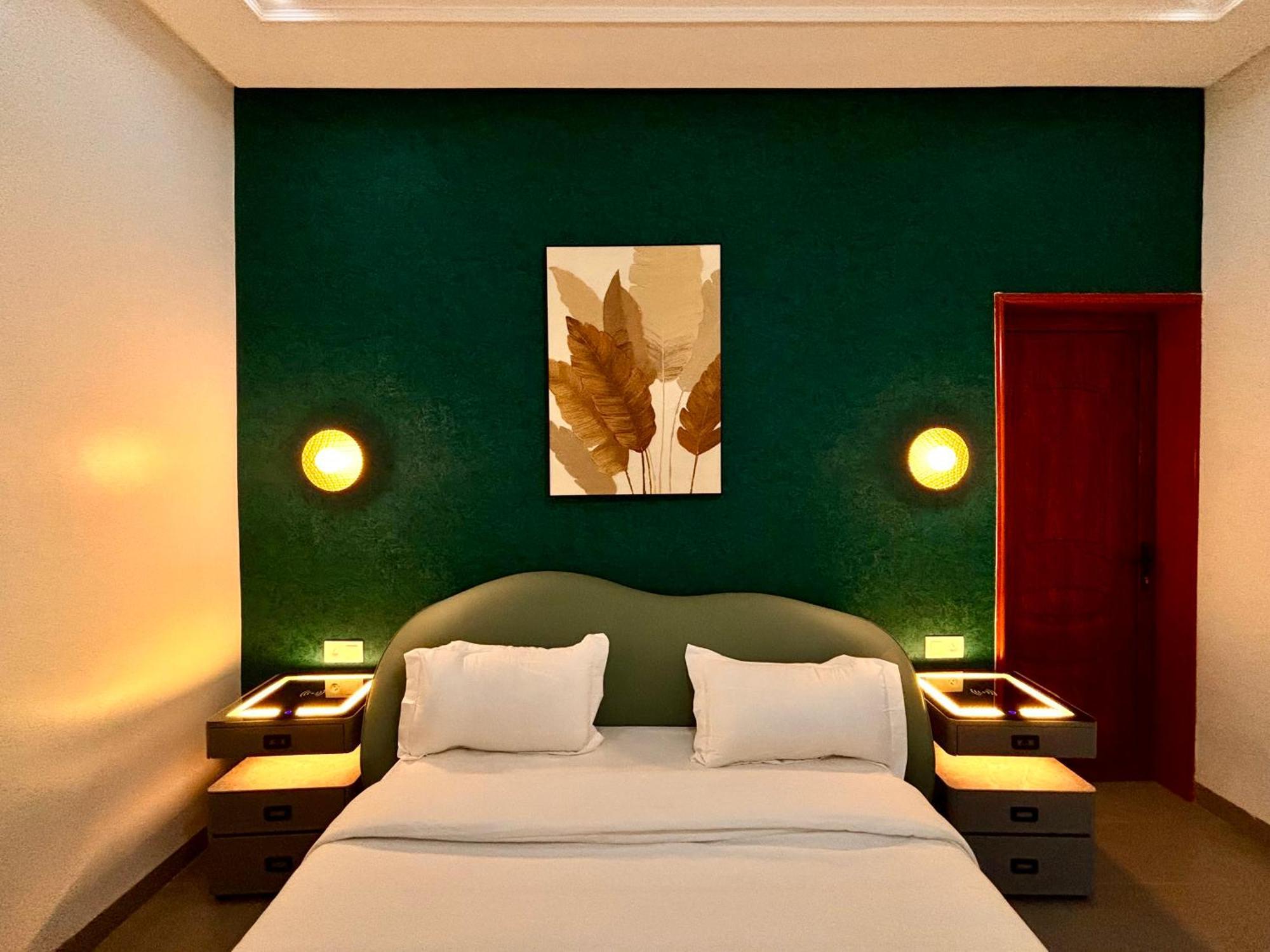 Lighthouse Signature Suites Dakar Exterior photo